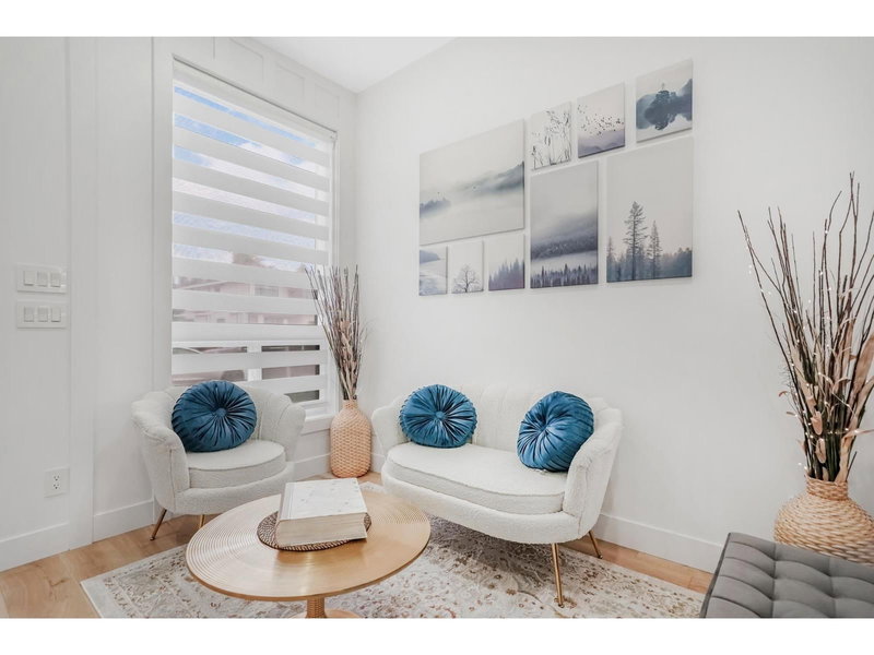 2581 TERMINAL Court, Abbotsford, V4X0C4 | Image 3