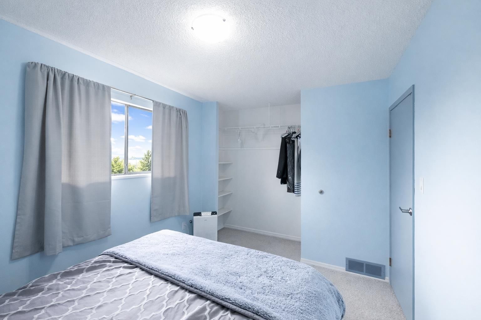 32763 BADGER AVENUE Image 19