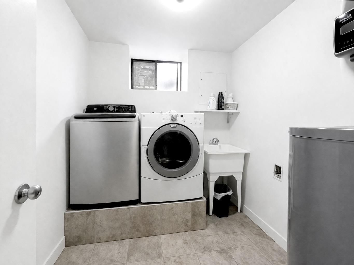 32763 BADGER AVENUE Image 23