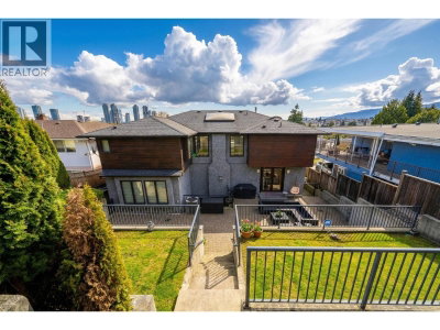 1068 HOLDOM Avenue | Burnaby British Columbia | Slide Image Thirty-four