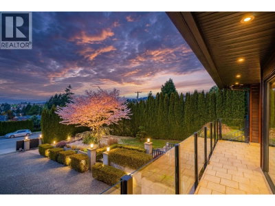 1068 HOLDOM Avenue | Burnaby British Columbia | Slide Image Seven