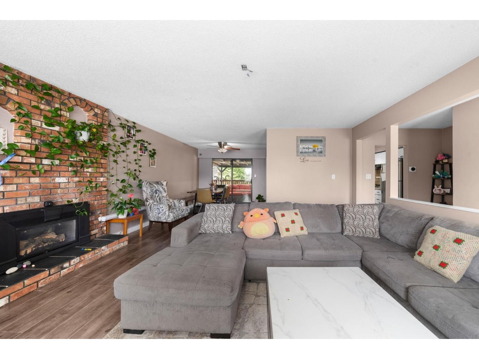 20272 46A AVENUE Image 12