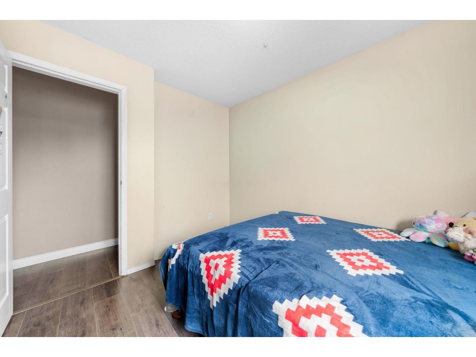 20272 46A AVENUE Image 25