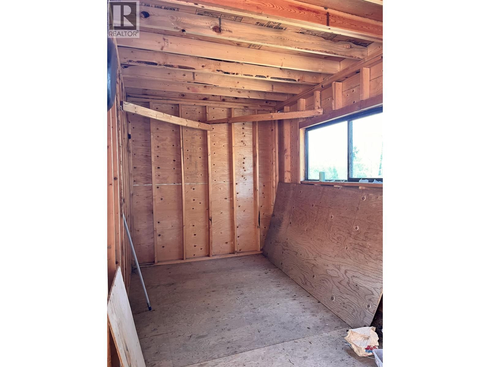 7213 SUMMIT DRIVE Image 9