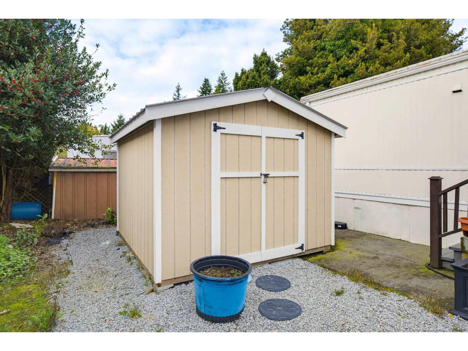 182 - 3665 244 STREET Image 30