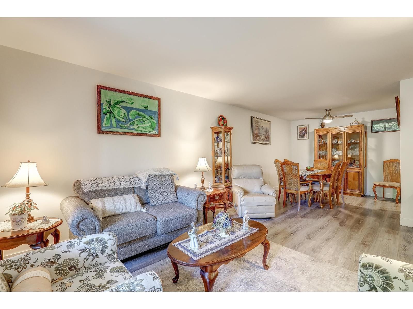 205 - 1740 SOUTHMERE CRESCENT Image 4