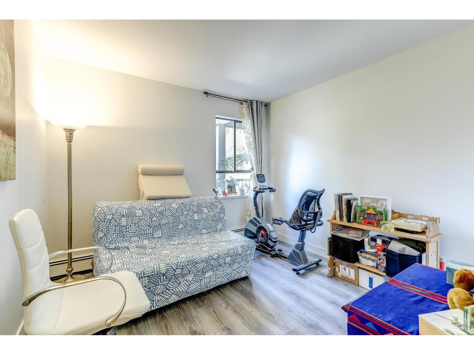 205 - 1740 SOUTHMERE CRESCENT Image 6