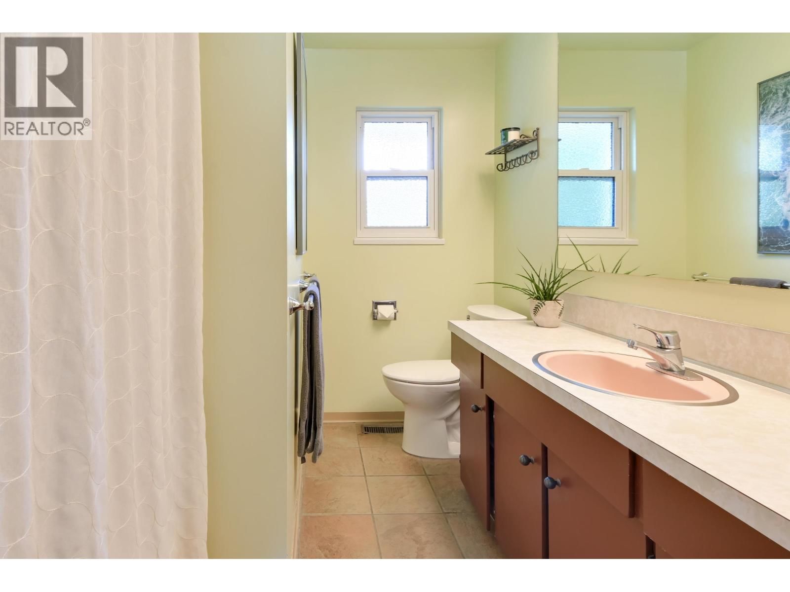 2294 PORTAGE AVENUE Image 18