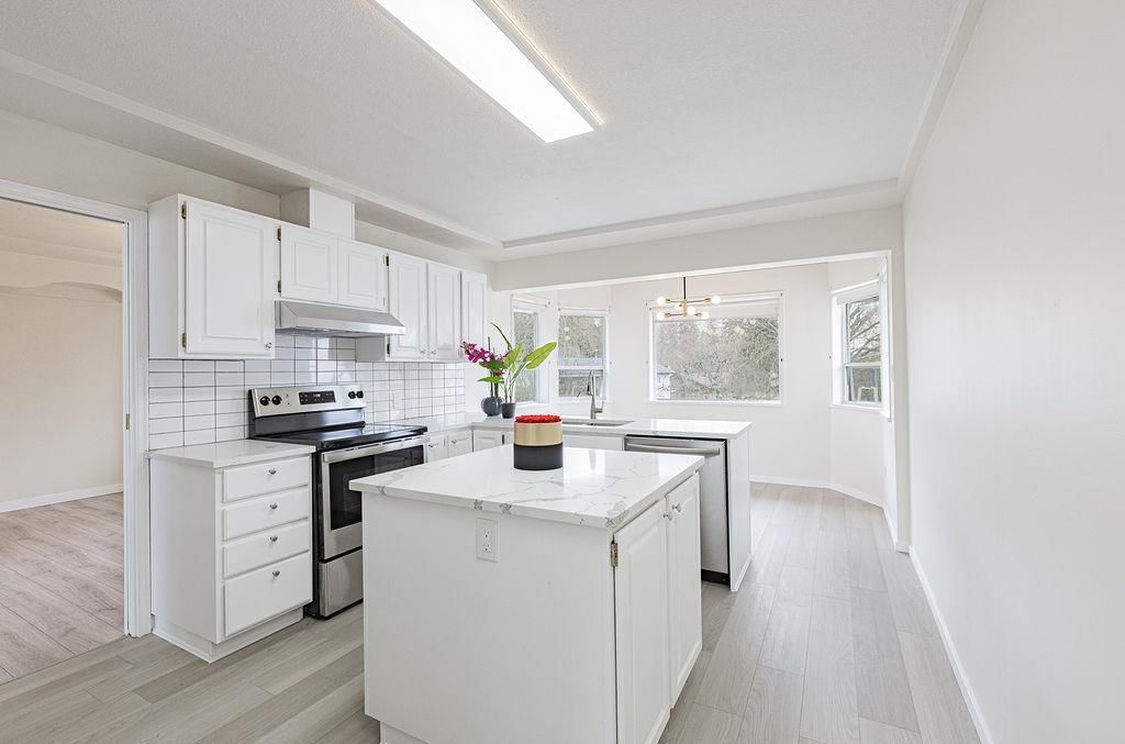 13285 98 AVENUE Image 7