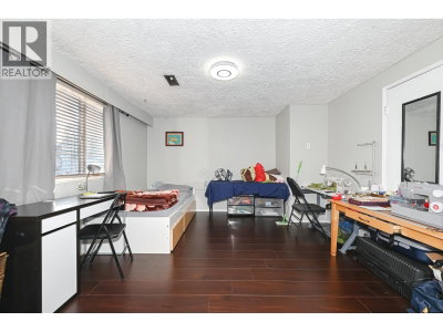 2295 48TH Avenue | Vancouver British Columbia | Slide Image Fifteen