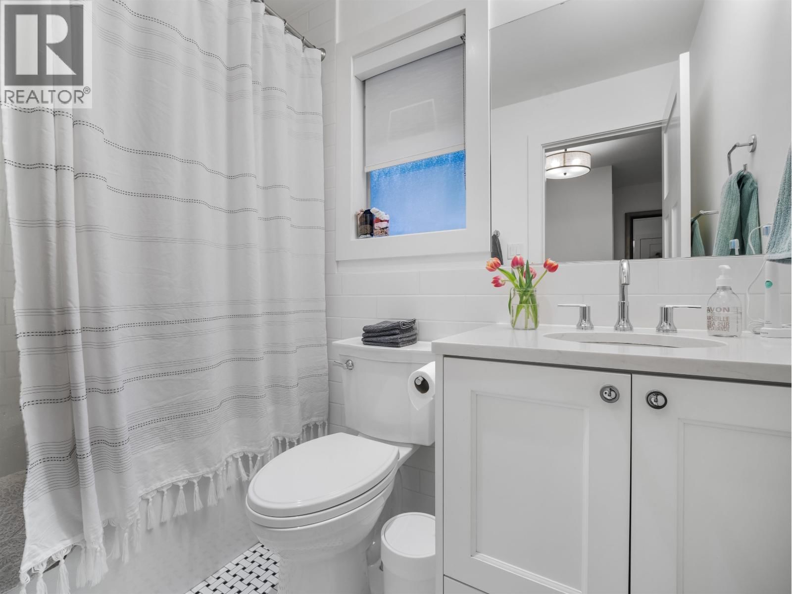 3558 EVERGLADE PLACE Image 25