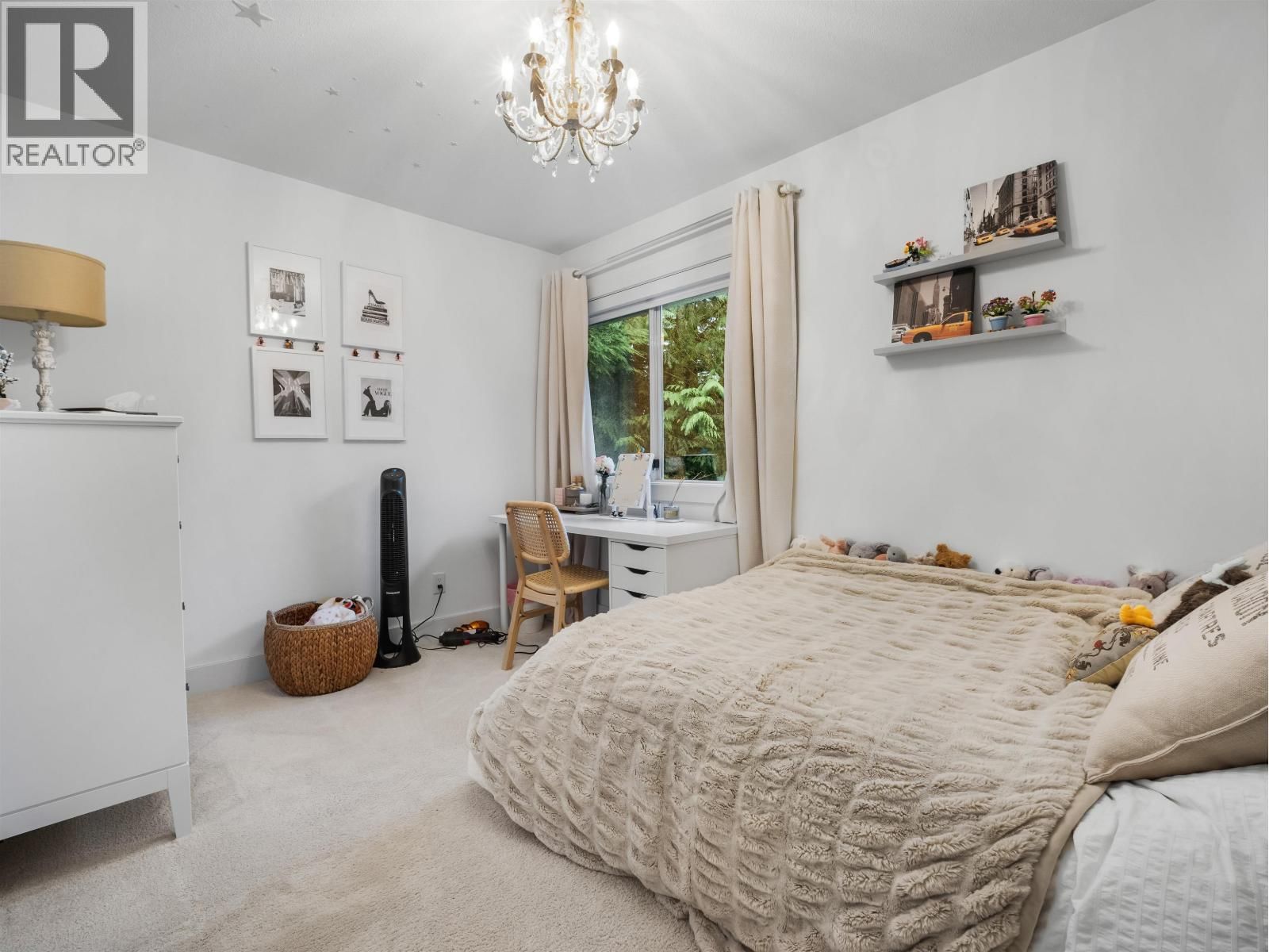 3558 EVERGLADE PLACE Image 26