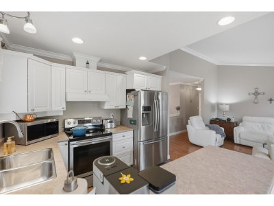 32777 CHILCOTIN Drive | Abbotsford British Columbia | Slide Image Twelve