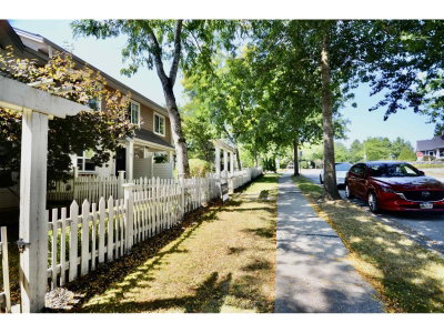 4401 BLAUSON Boulevard | Abbotsford British Columbia | Slide Image Four