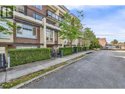 2239 KINGSWAY | Vancouver British Columbia | Slide Image Three