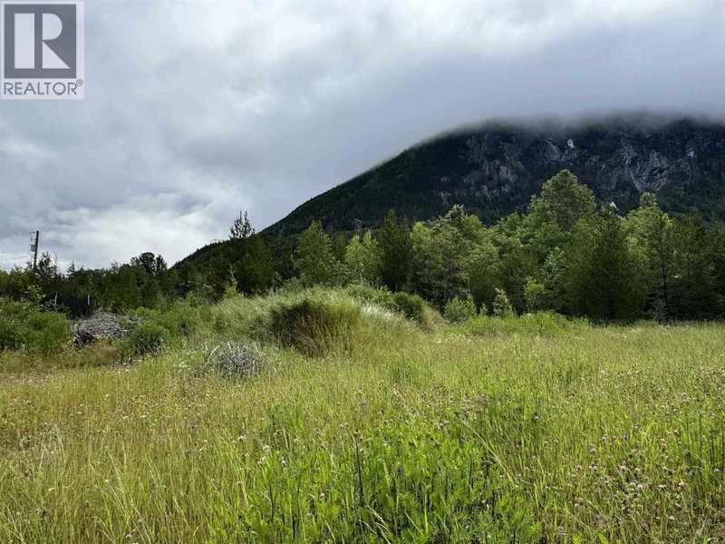 3728 DOBBIE Street, Terrace, V8G5T7 | Image 2