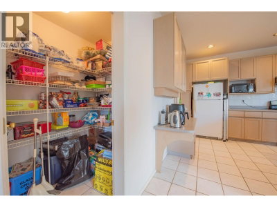 1645 PINETREE Way | Coquitlam British Columbia | Slide Image Thirteen