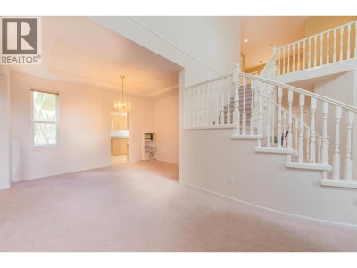 1645 PINETREE Way | Coquitlam British Columbia | Slide Image Six