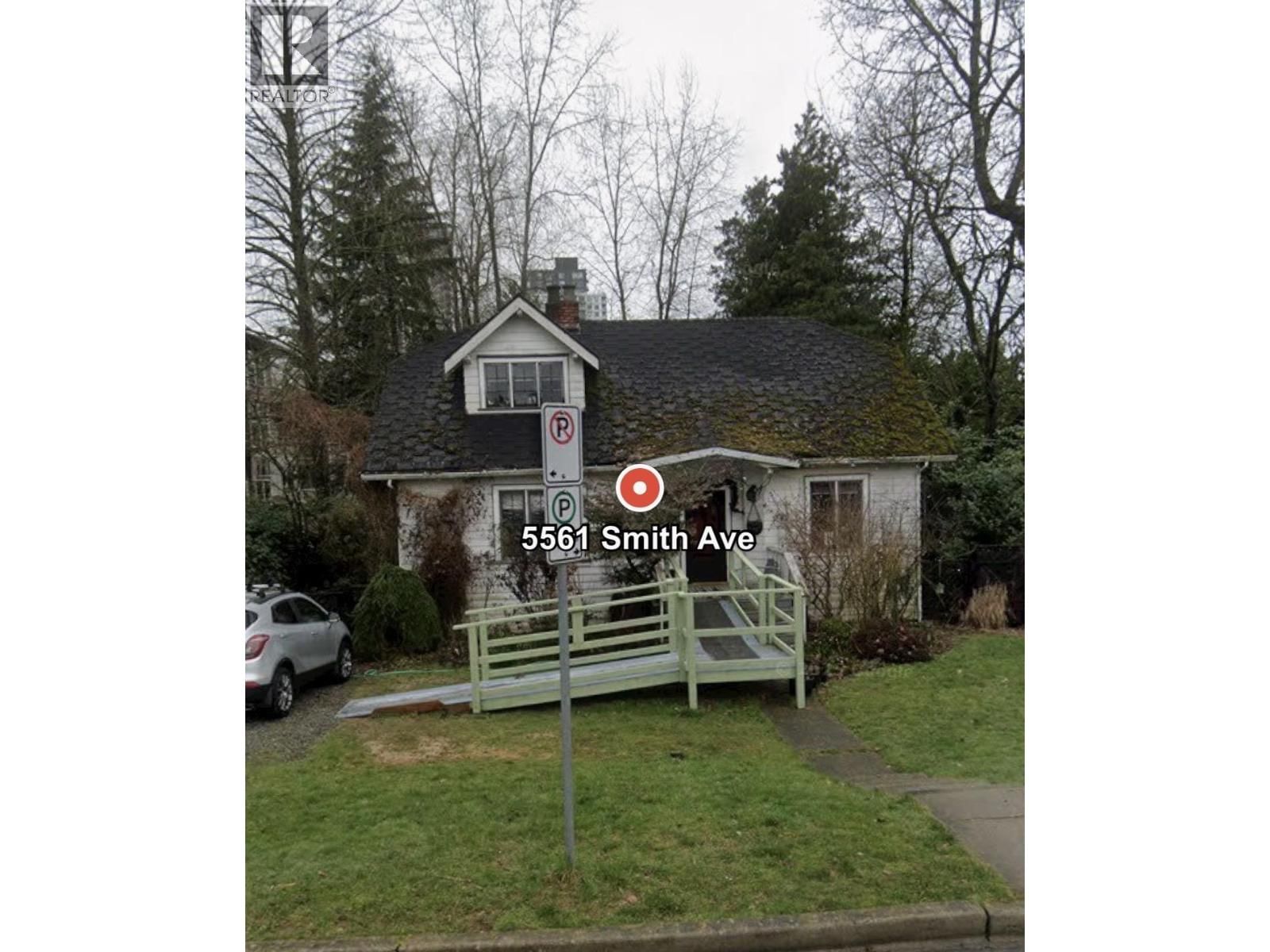 5561 SMITH Avenue, Burnaby, British Columbia V5H 2K7
