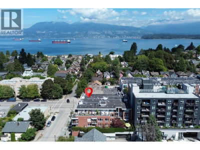 2008 BAYSWATER Street | Vancouver British Columbia | Slide Image Twenty-three