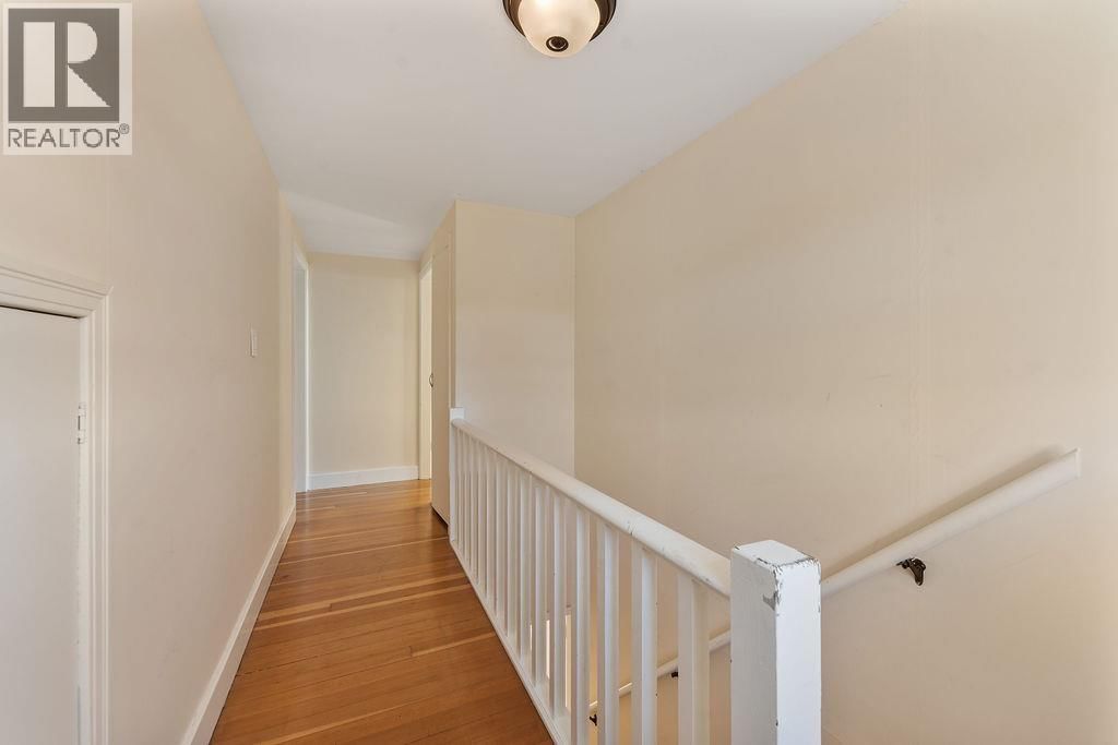 231 EIGHTH AVENUE Image 19