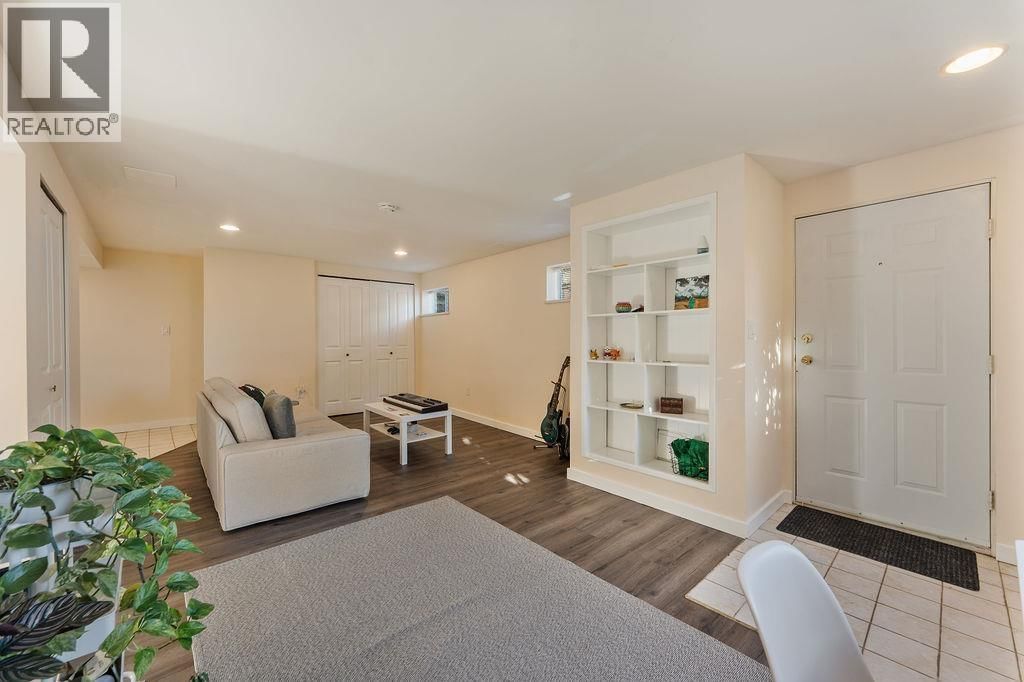 231 EIGHTH AVENUE Image 29