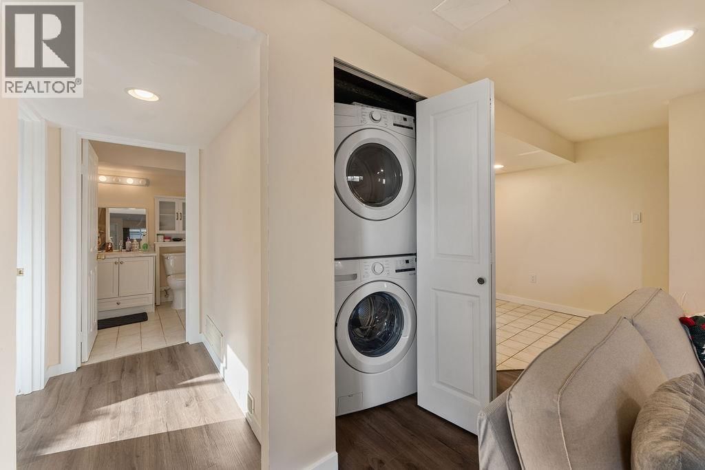 231 EIGHTH AVENUE Image 33