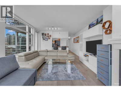 1199 MARINASIDE Crescent | Vancouver British Columbia | Slide Image Eight