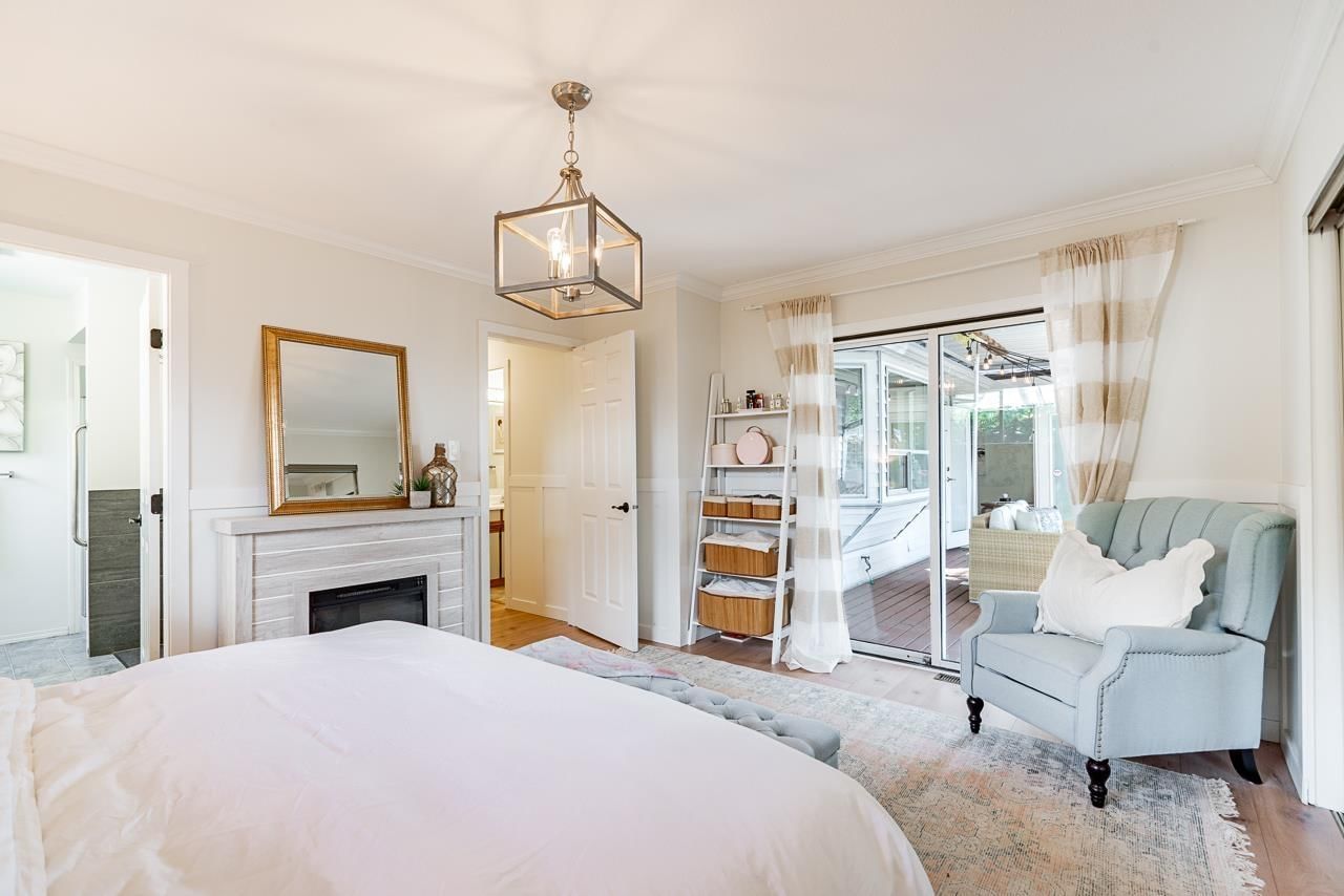 5935 169A STREET Image 22