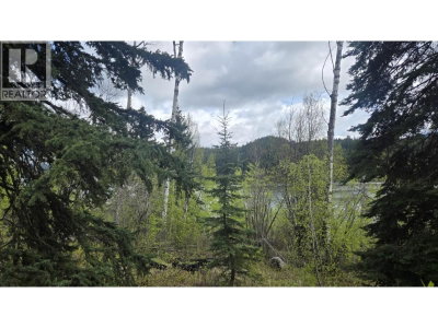 5858 MAHOOD LAKE Road | Lone Butte British Columbia | Slide Image Six