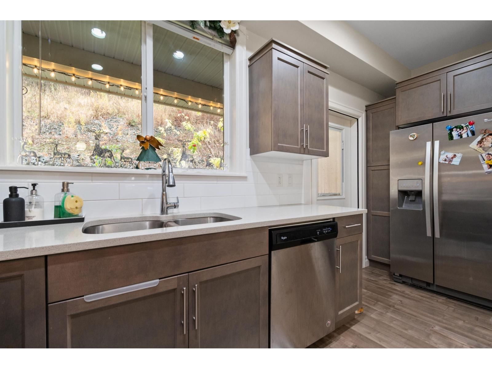 71 - 6026 LINDEMAN STREET Image 10