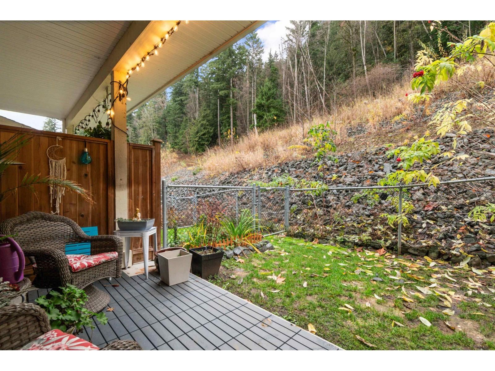 71 - 6026 LINDEMAN STREET Image 25