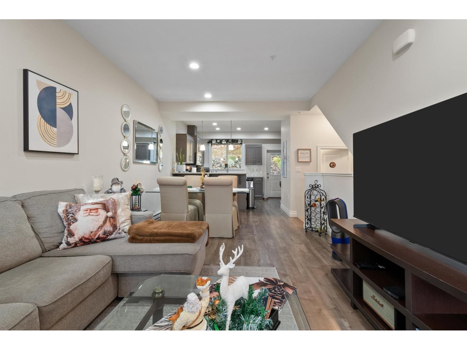 71 - 6026 LINDEMAN STREET Image 7