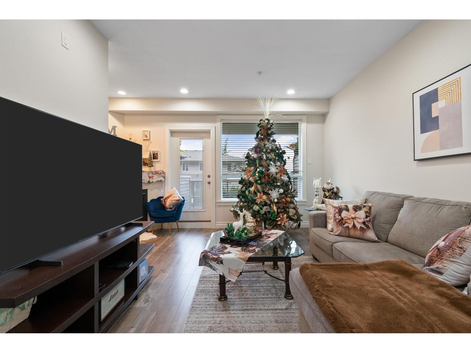 71 - 6026 LINDEMAN STREET Image 8