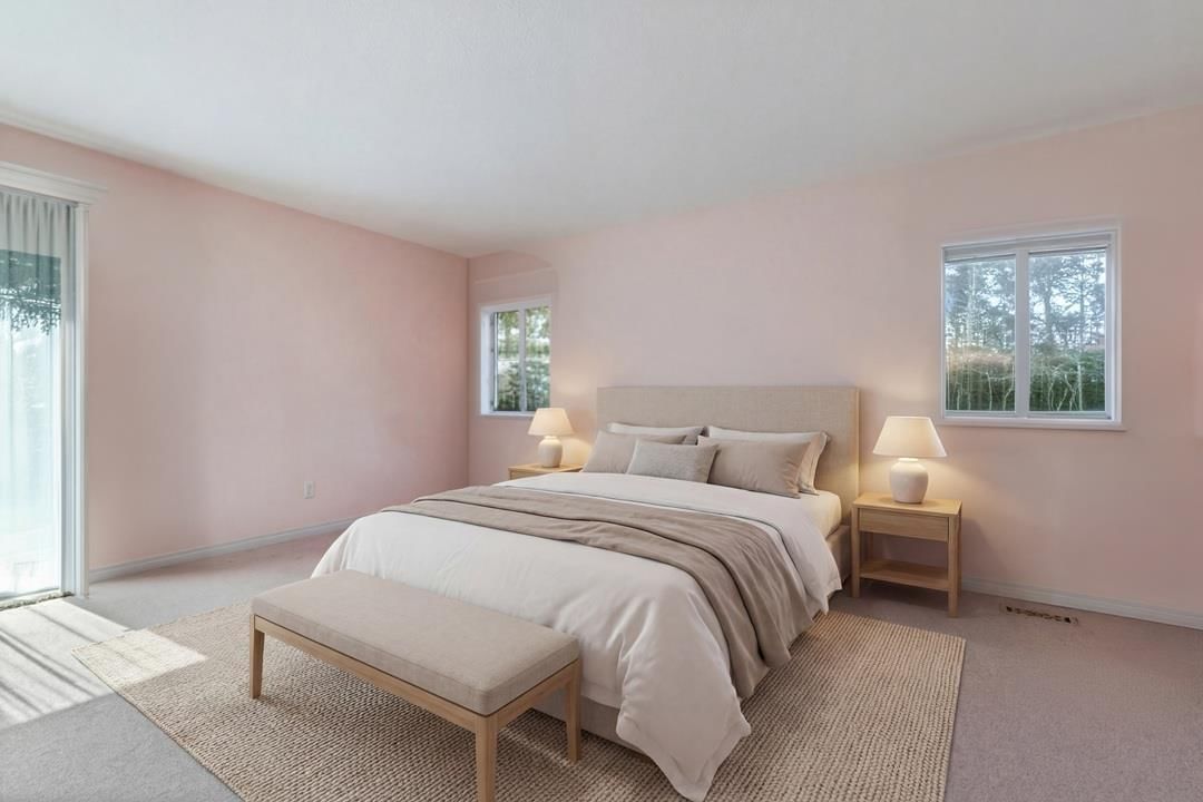 1143 163B STREET Image 10