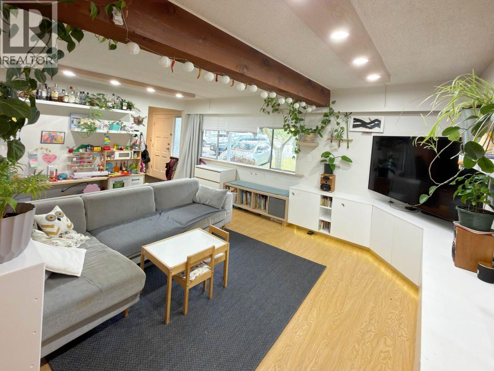 760 COVINA COURT Image 16