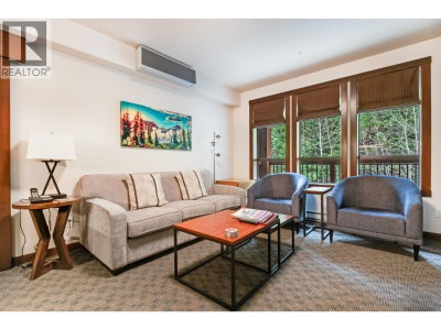2020 LONDON Lane | Whistler British Columbia | Slide Image Three