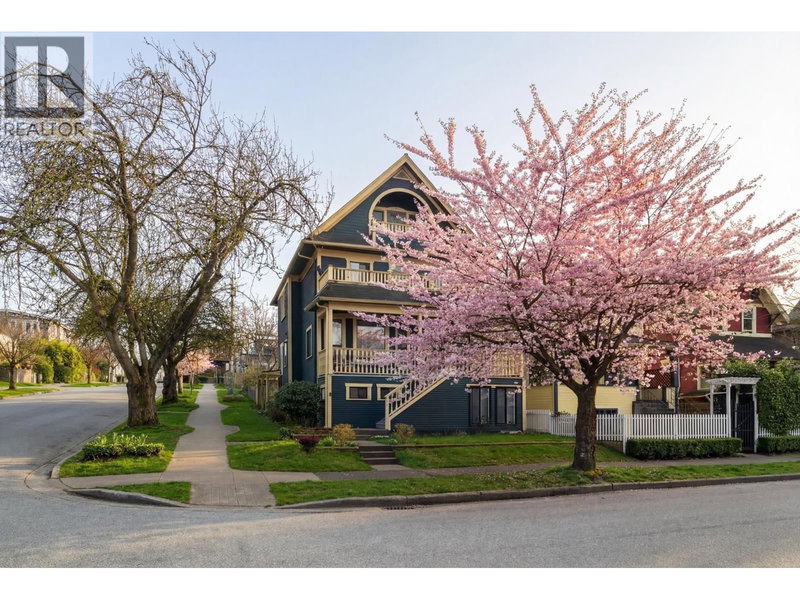 796 13TH Avenue, Vancouver, V5T2L3 | Image 2