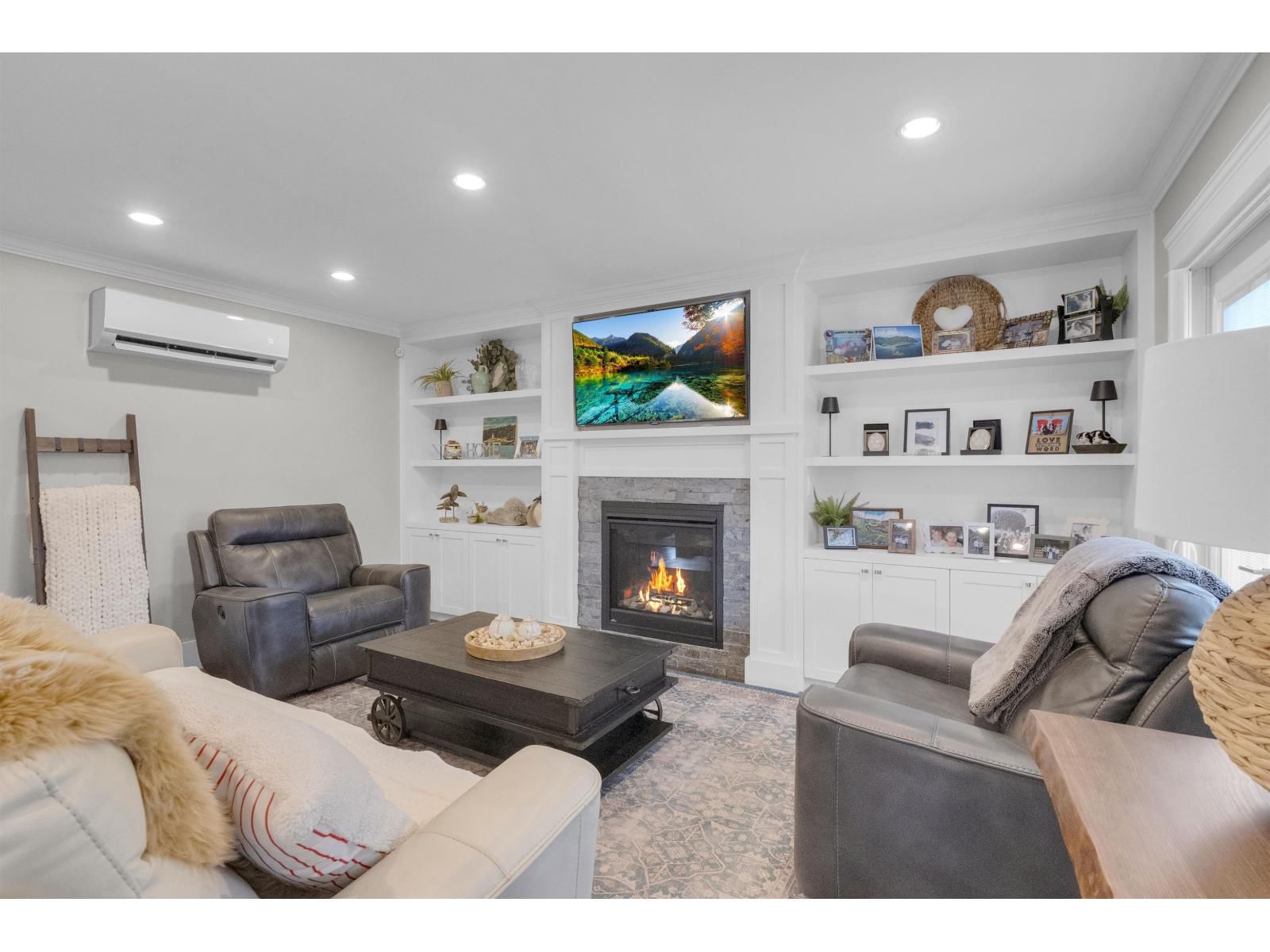 8168 132A STREET Image 1