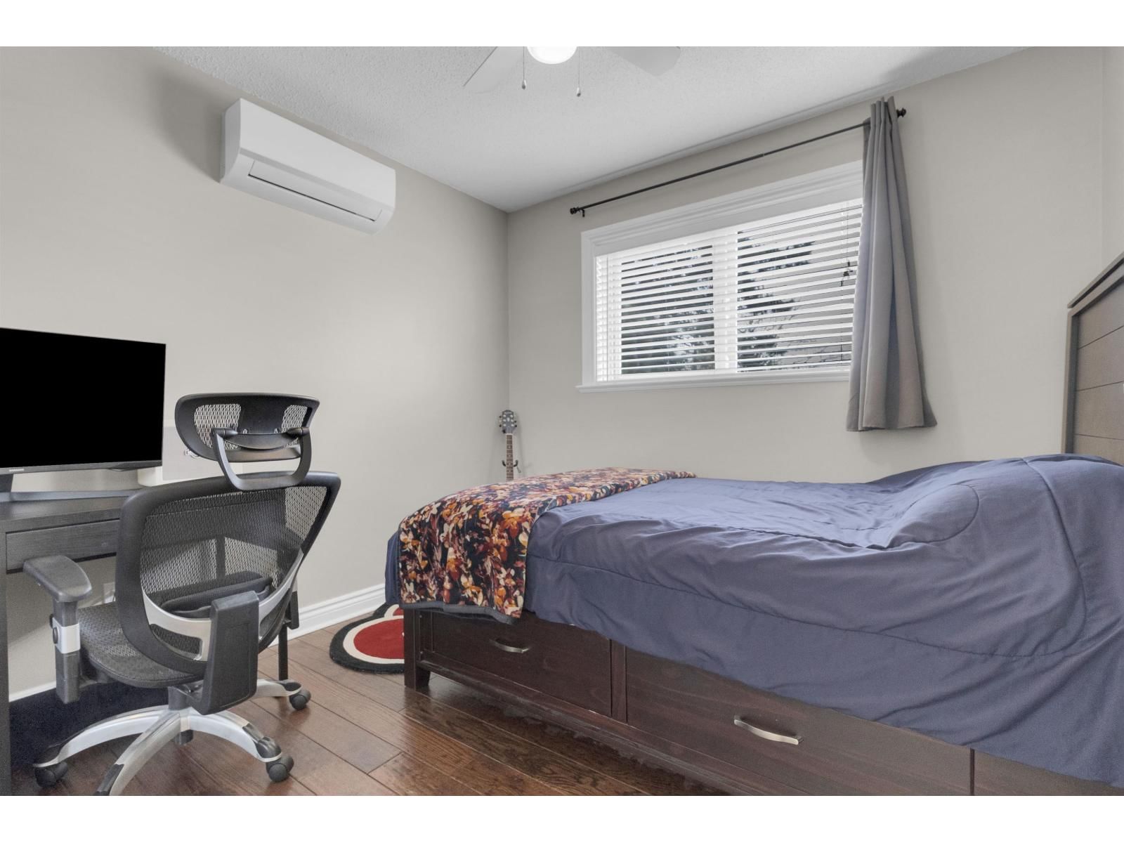 8168 132A STREET Image 14