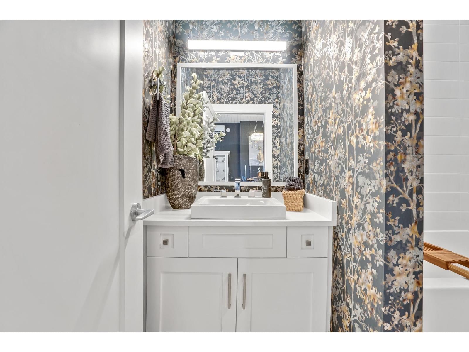 507 - 45745 WATSON ROAD Image 15