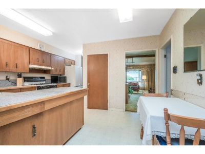 2084 HOLLYBERRY Court | Abbotsford British Columbia | Slide Image Sixteen