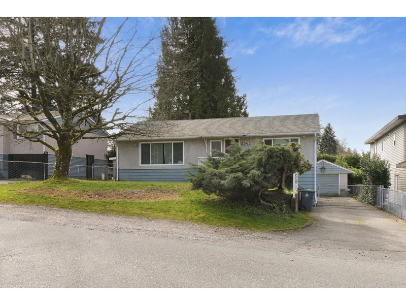 14028 102 Avenue, Surrey, V3T1P4 | Image 2