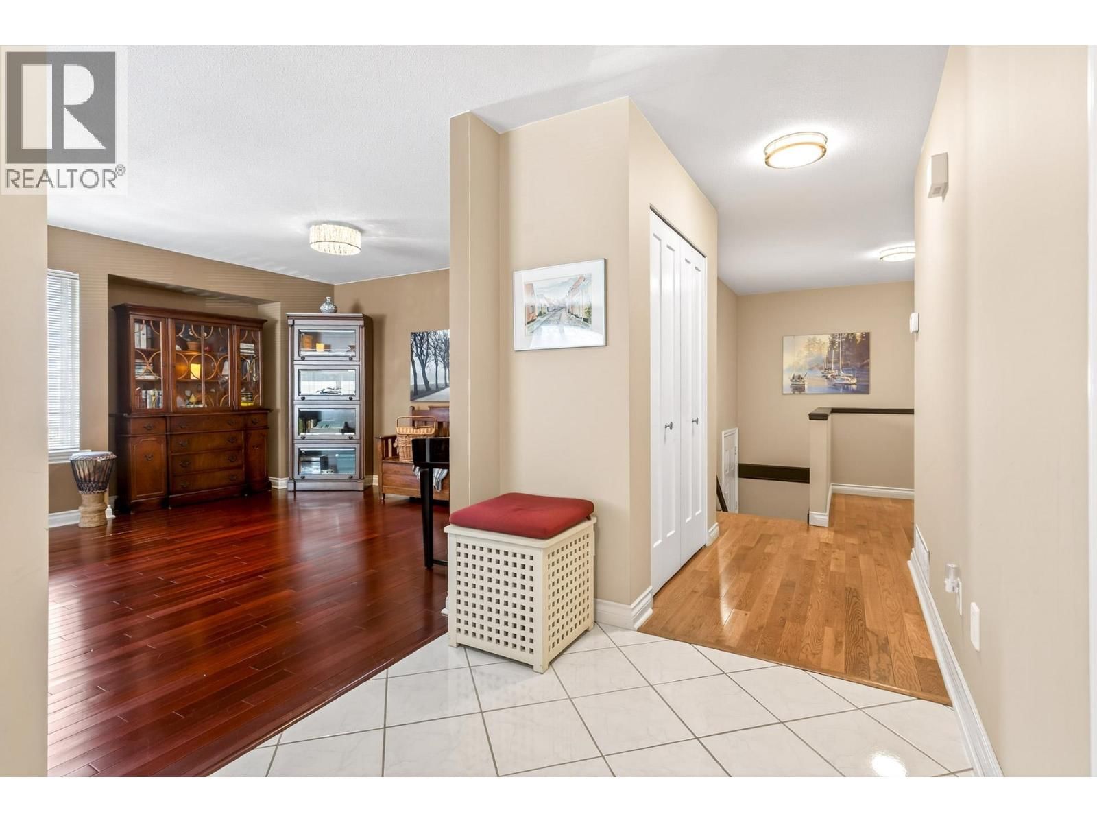 1625 MCHUGH CLOSE Image 24