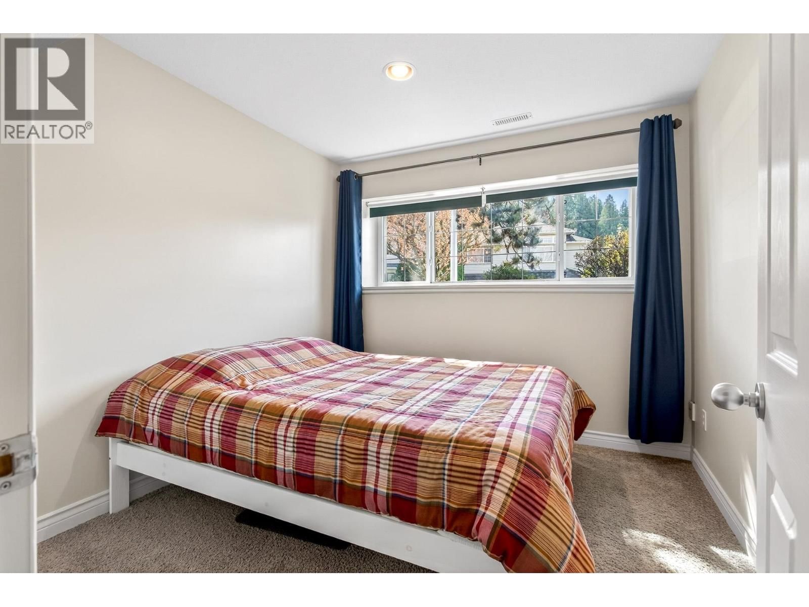 1625 MCHUGH CLOSE Image 32