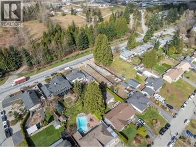 1116 GLENAYRE Drive | Port Moody British Columbia | Slide Image Eleven