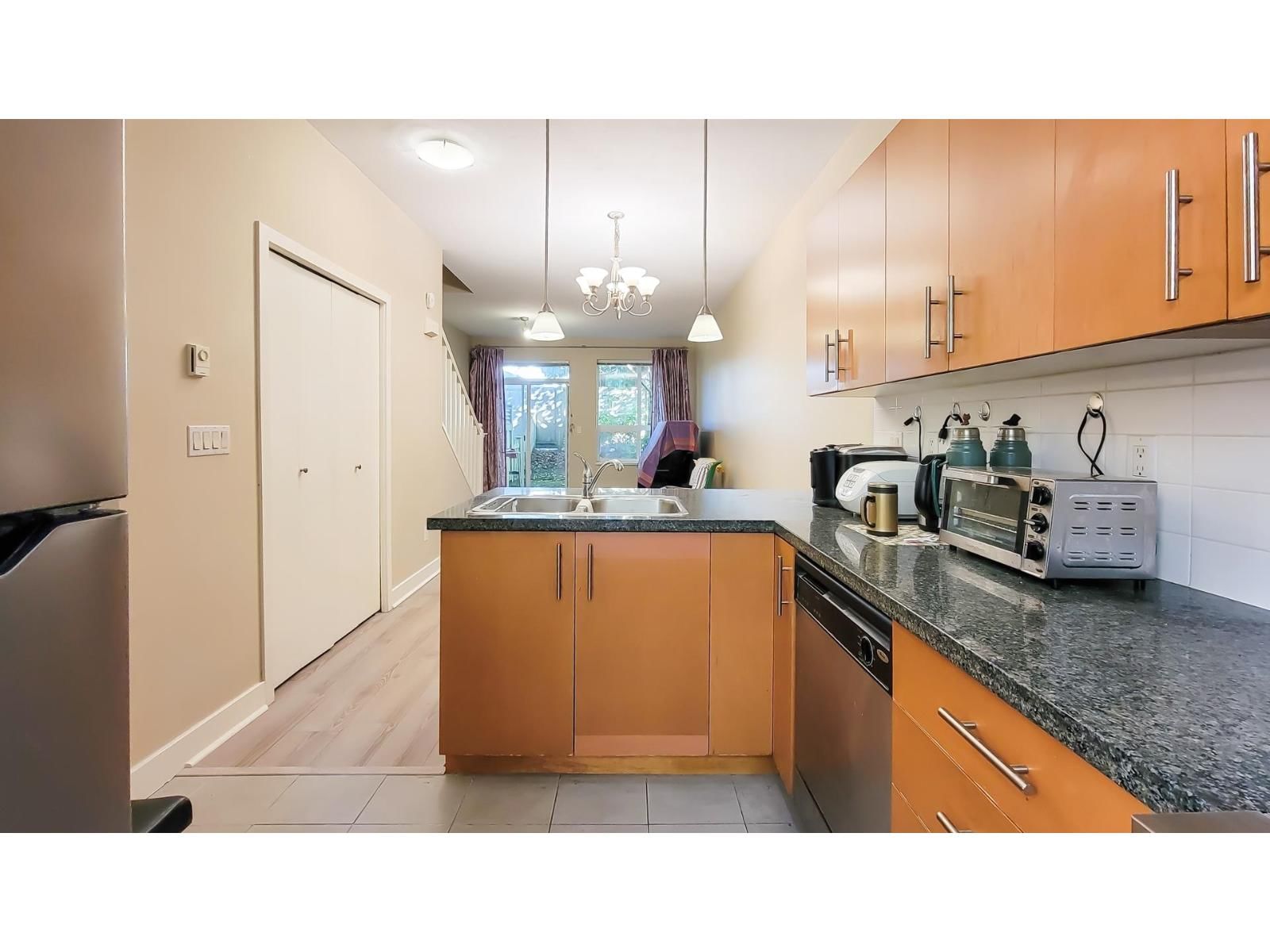 47 - 15353 100 AVENUE Image 21