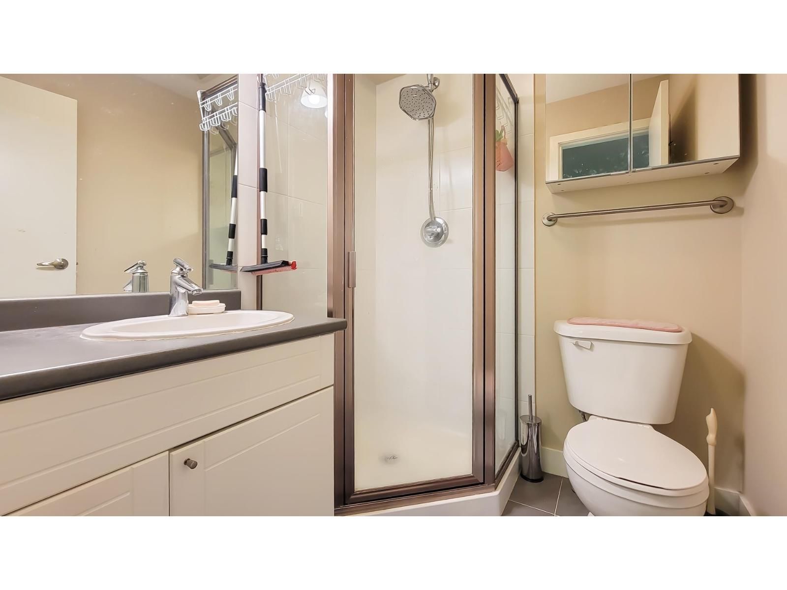 47 - 15353 100 AVENUE Image 23