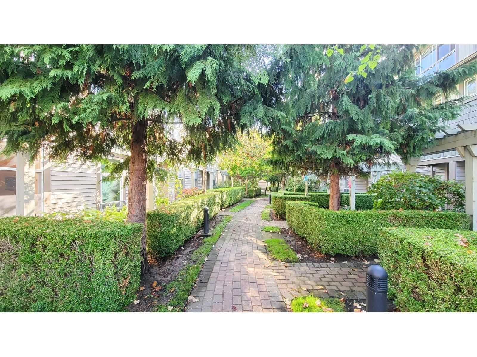 47 - 15353 100 AVENUE Image 4