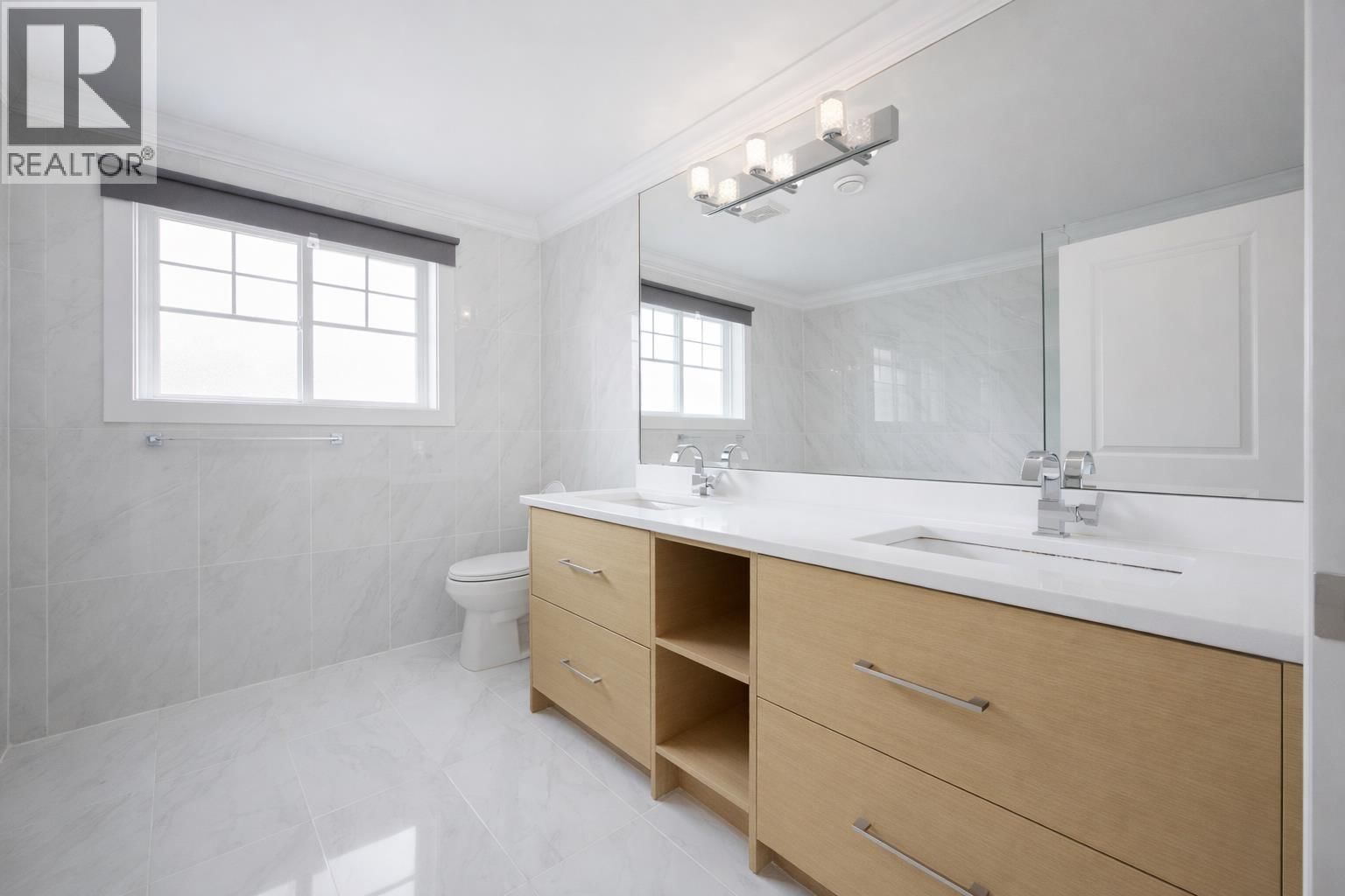 2 - 8477 WILLIAMS ROAD Image 11